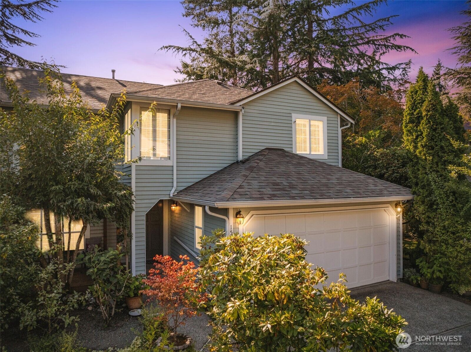 Property Photo: 15817 Northup Way WA 98008