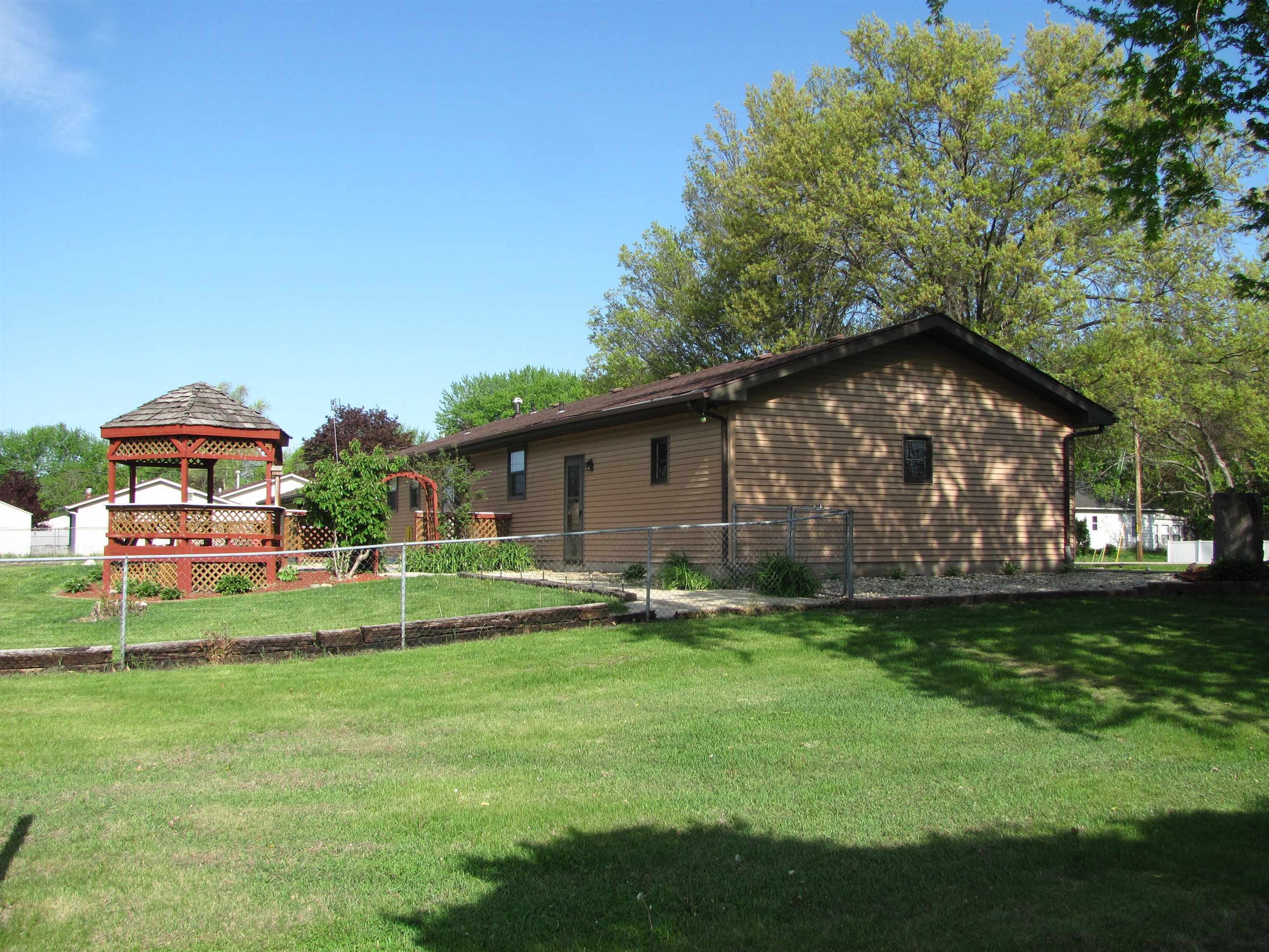 Property Photo: 5979 Vesper Drive IL 61080