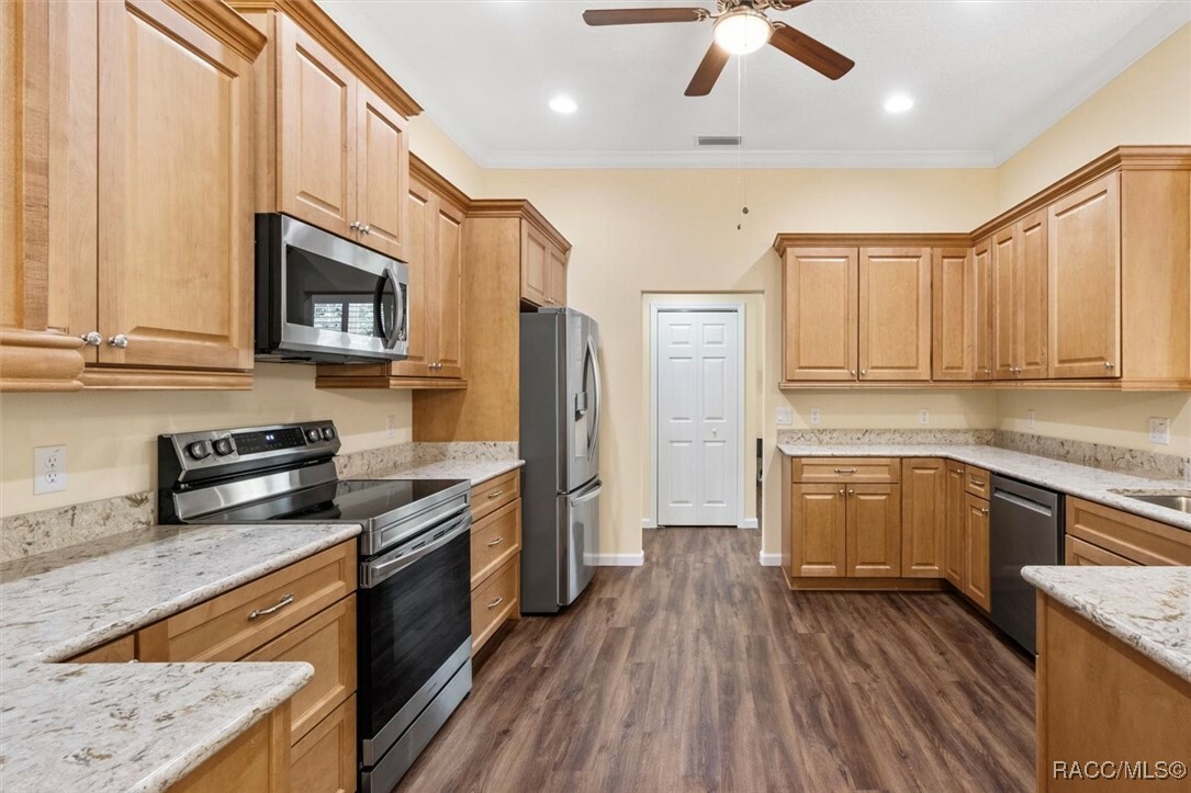 Property Photo: 1674 E Westgate Lane FL 34442