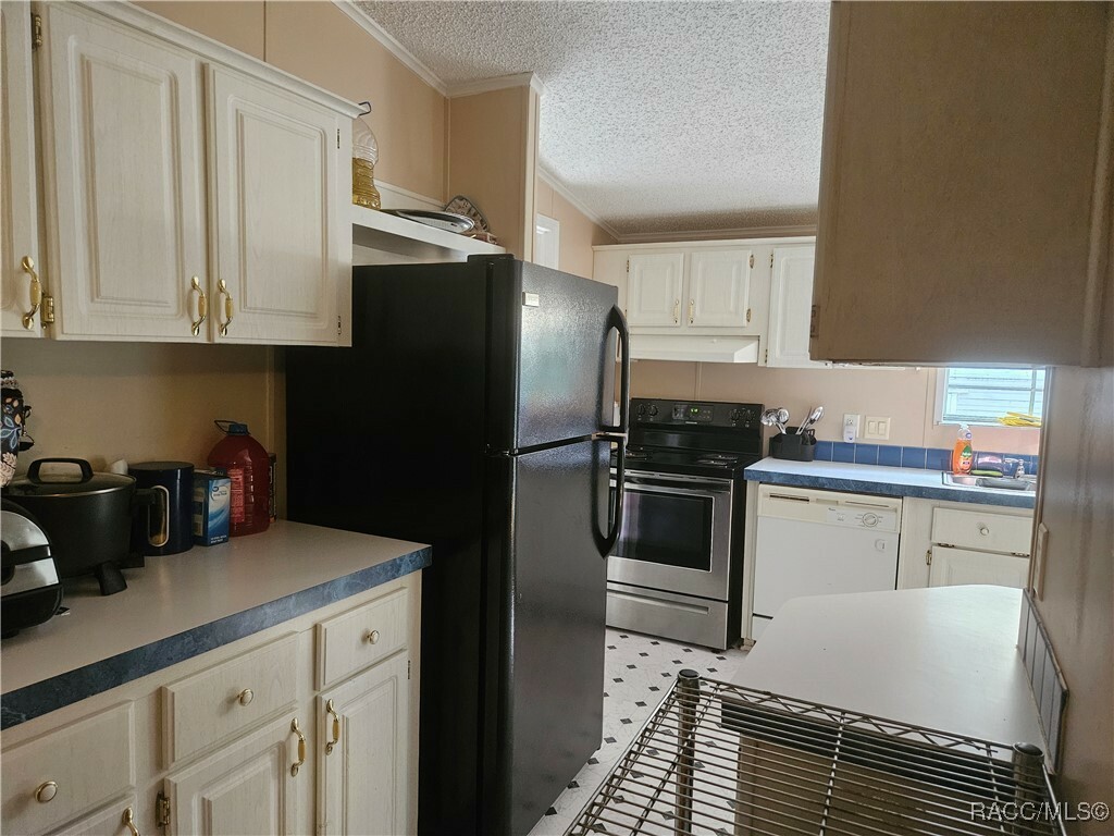Property Photo: 274 S Otis Avenue FL 34461
