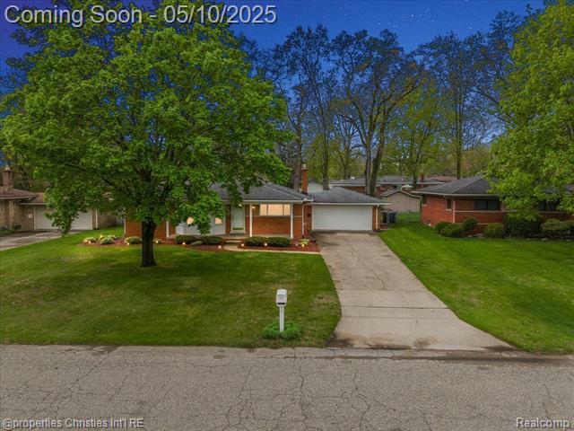 Property Photo: 53265 Aulgur Drive MI 48316