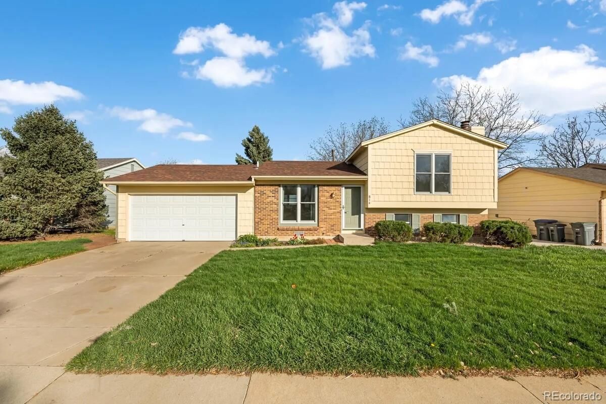 Property Photo:  814 Glenwood Drive  CO 80026 