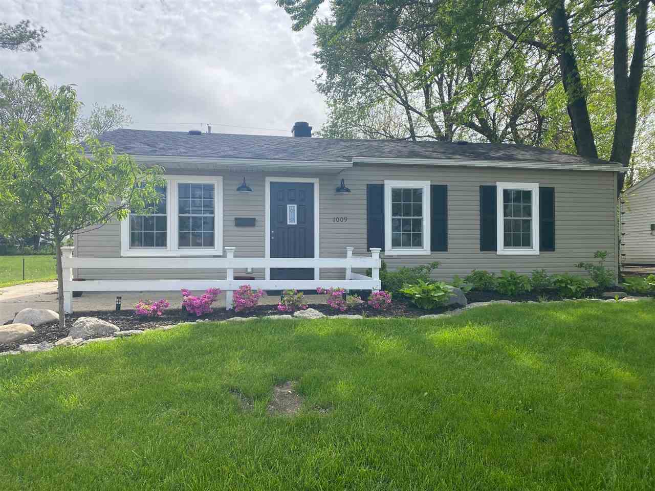Property Photo: 1009 S 13th Street IN 47374
