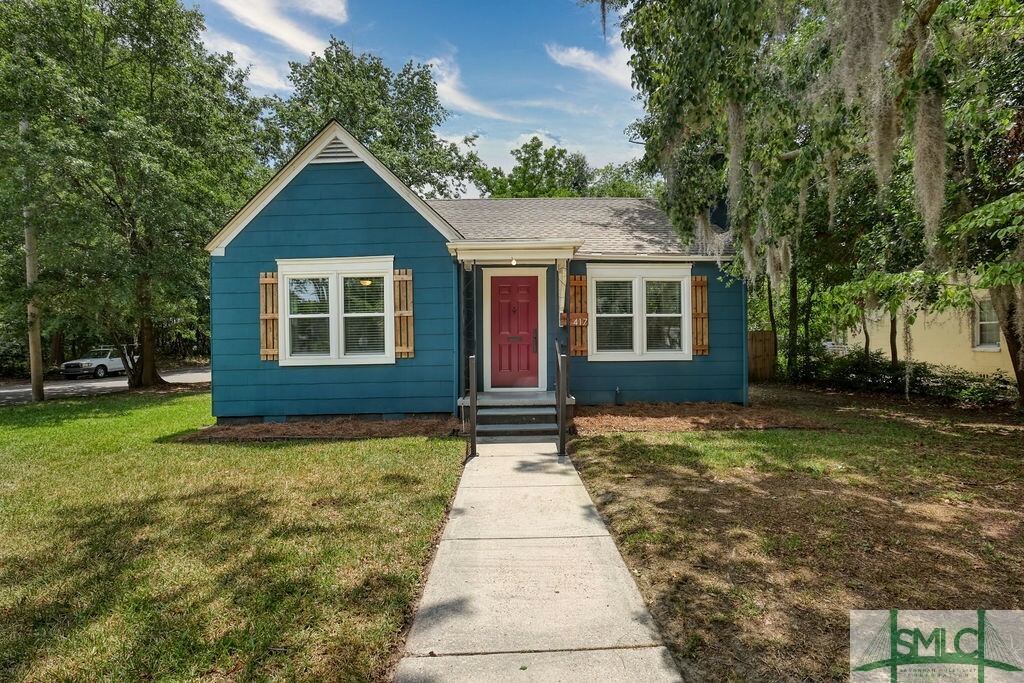 Property Photo: 417 E 61st Street GA 31405