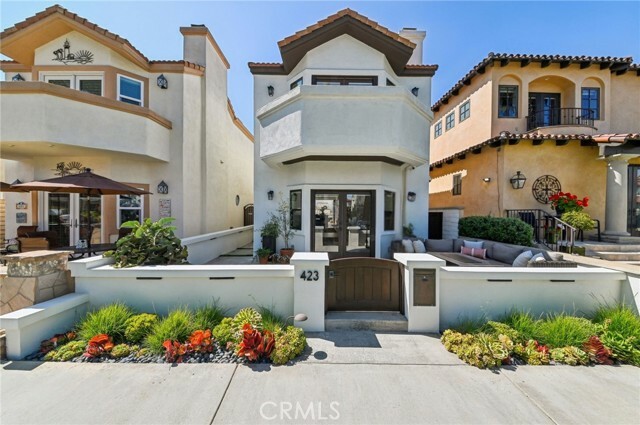 423 10th Street  Huntington Beach CA 92648 photo