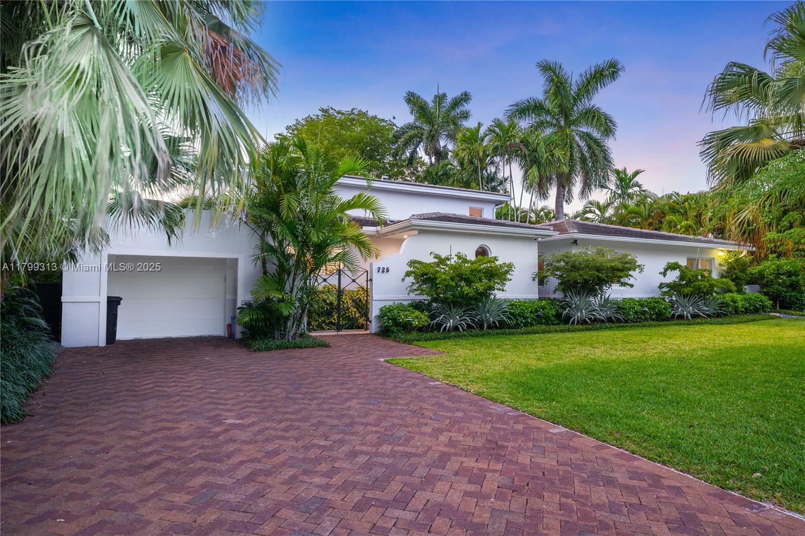Property Photo:  725 Vilabella Ave  FL 33146 