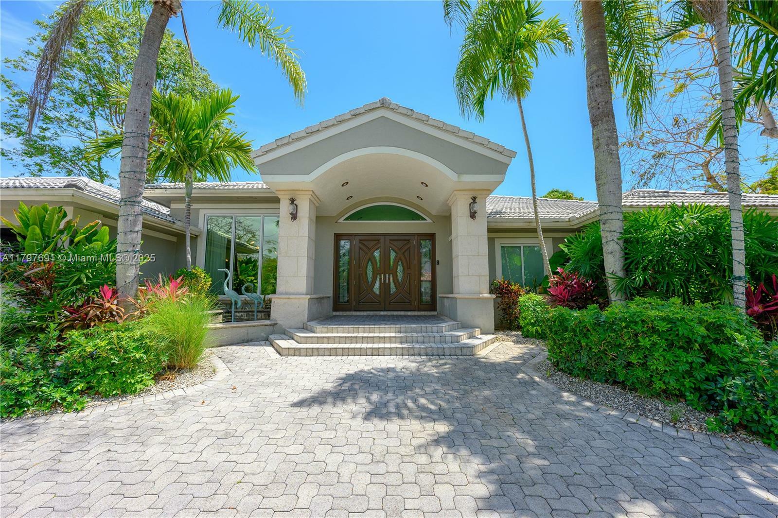 16001 SW 77th Ct  Palmetto Bay FL 33157 photo