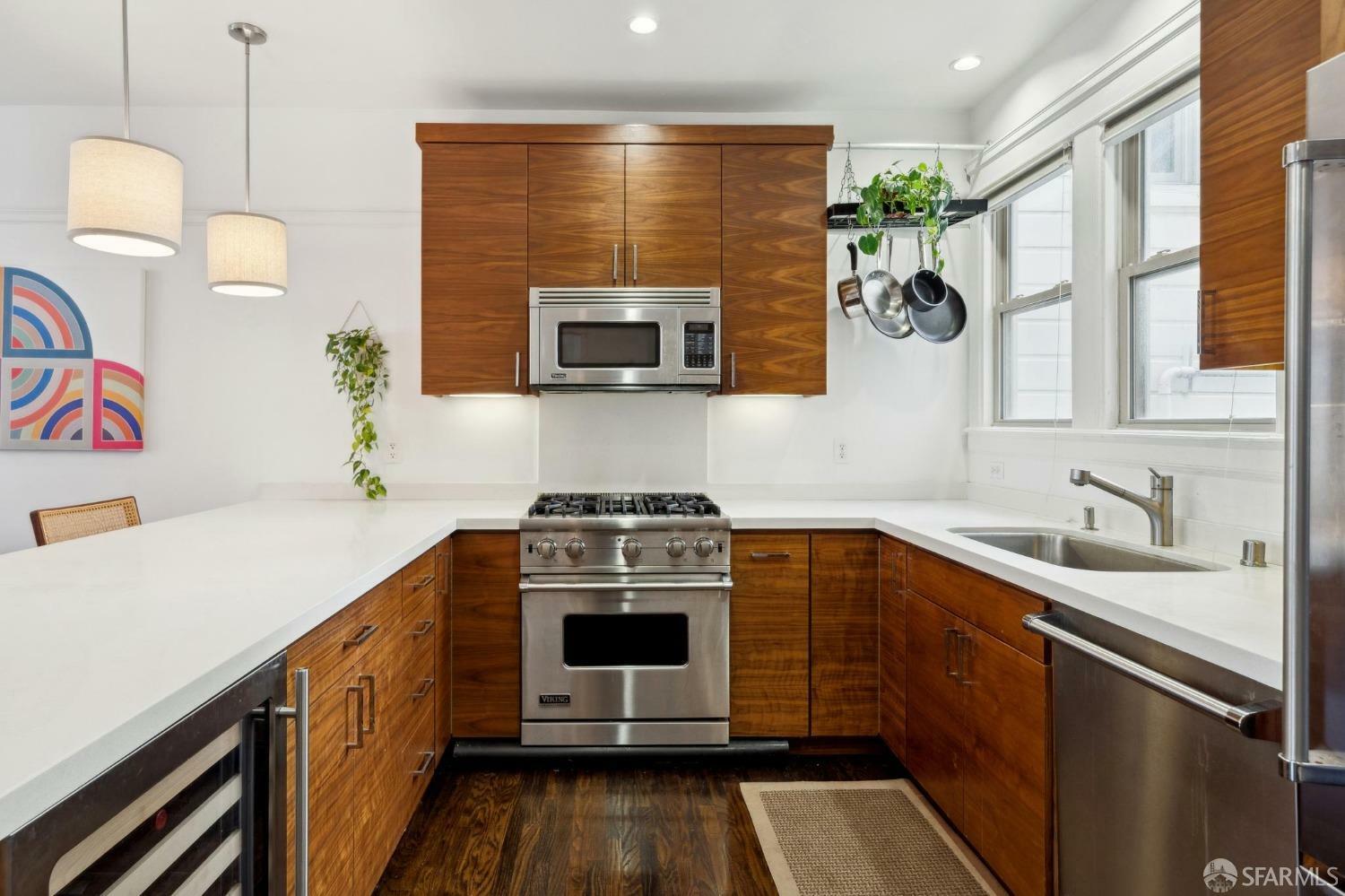 Property Photo: 2360 Union Street 2 CA 94123
