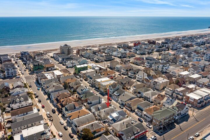 Property Photo:  7 S Richards Ave  NJ 08406 