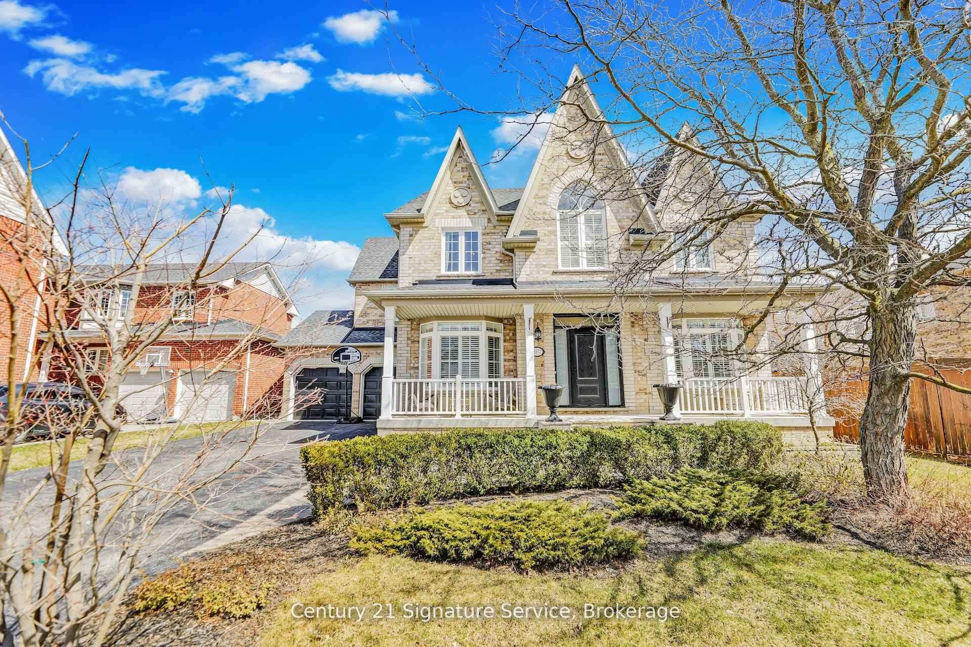 7157 White Pine Court  Mississauga ON L5W 1W6 photo