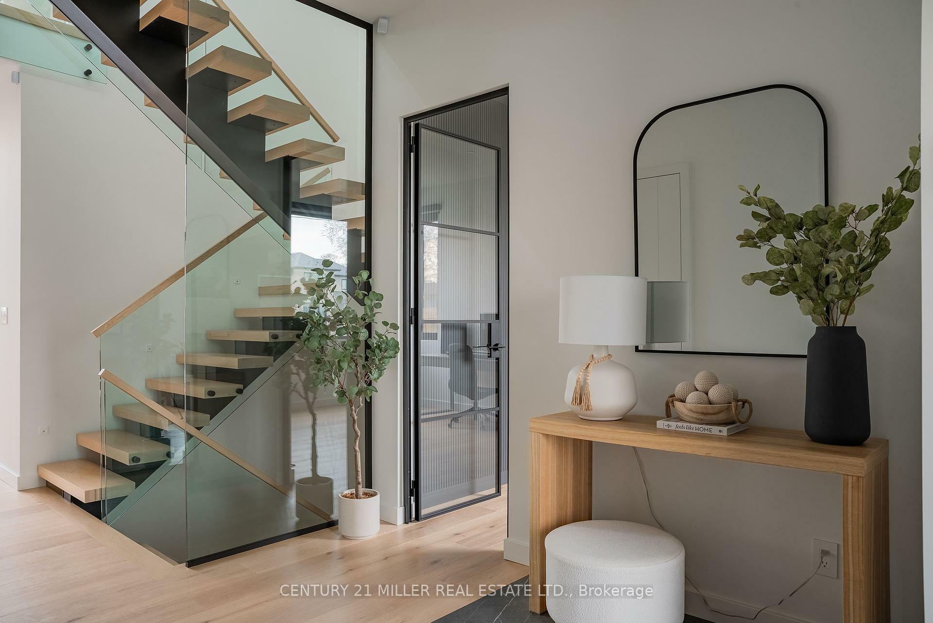 Property Photo: 401 Sandlewood Road ON L6L 3S1