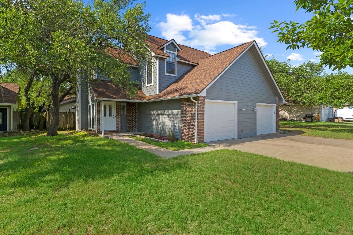 Property Photo: 8805 Clearbrook Trail A TX 78729