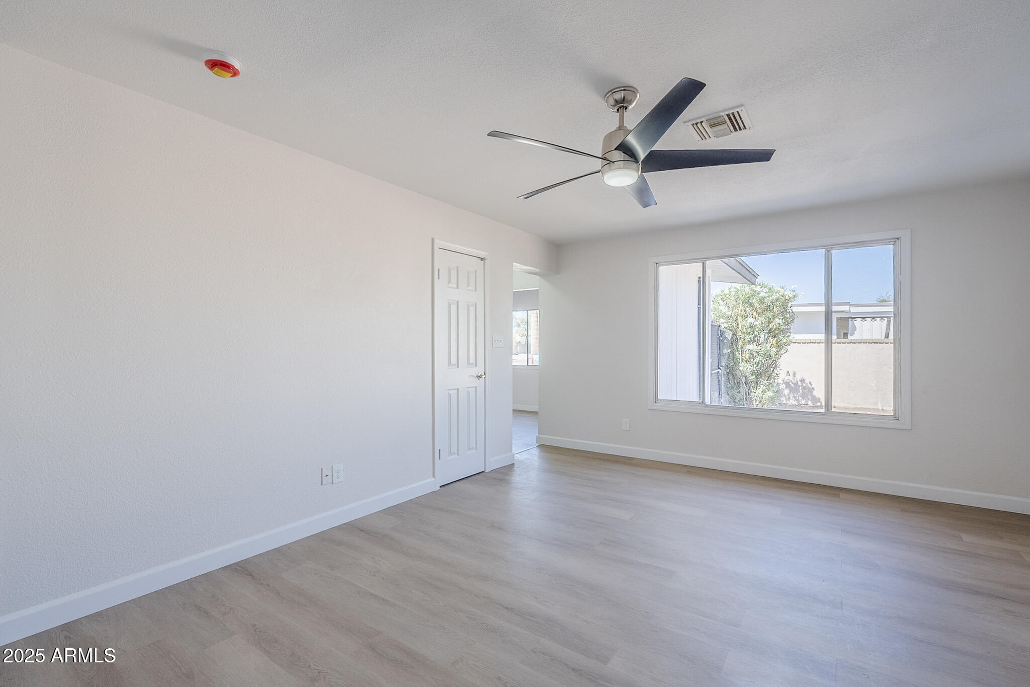 Property Photo: 340 W Riviera Drive AZ 85282