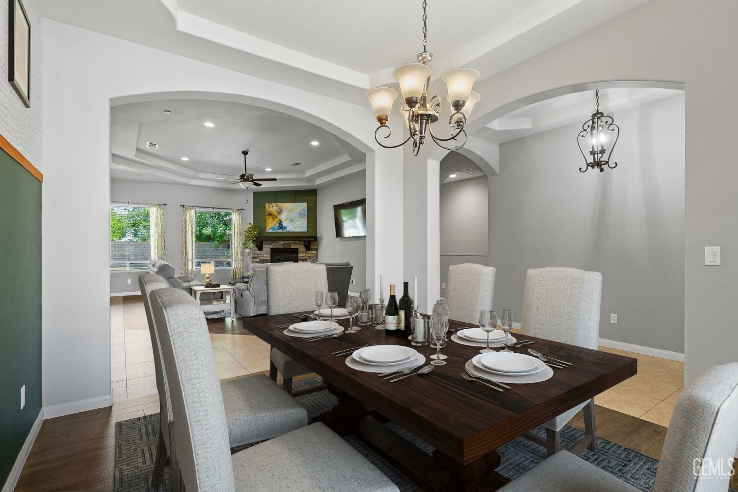 Property Photo: 14507 Evadell Court CA 93314