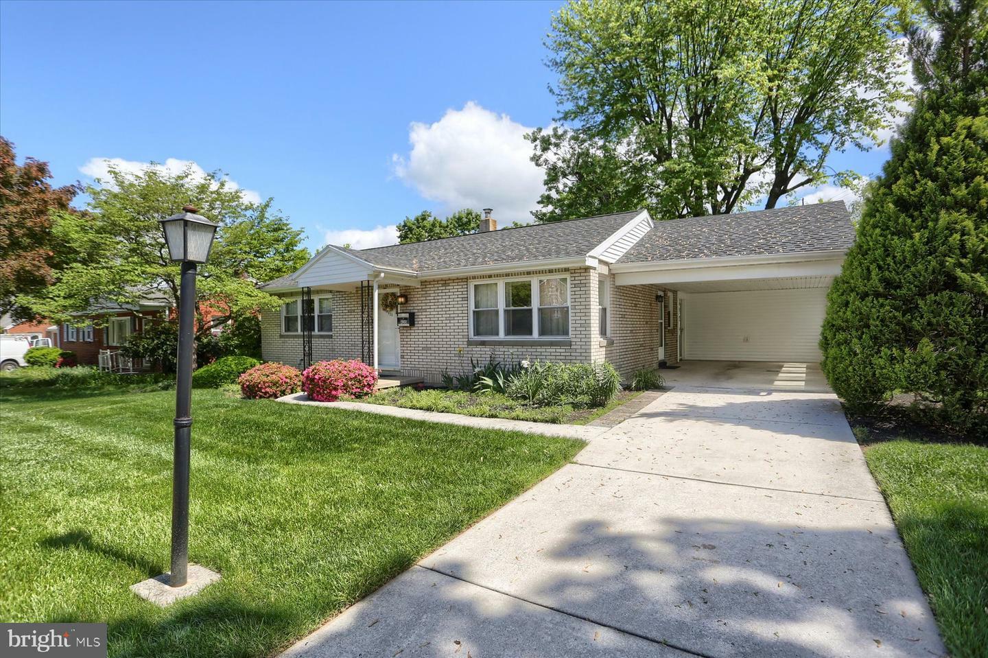 Property Photo: 420 Fishburn Street PA 17109