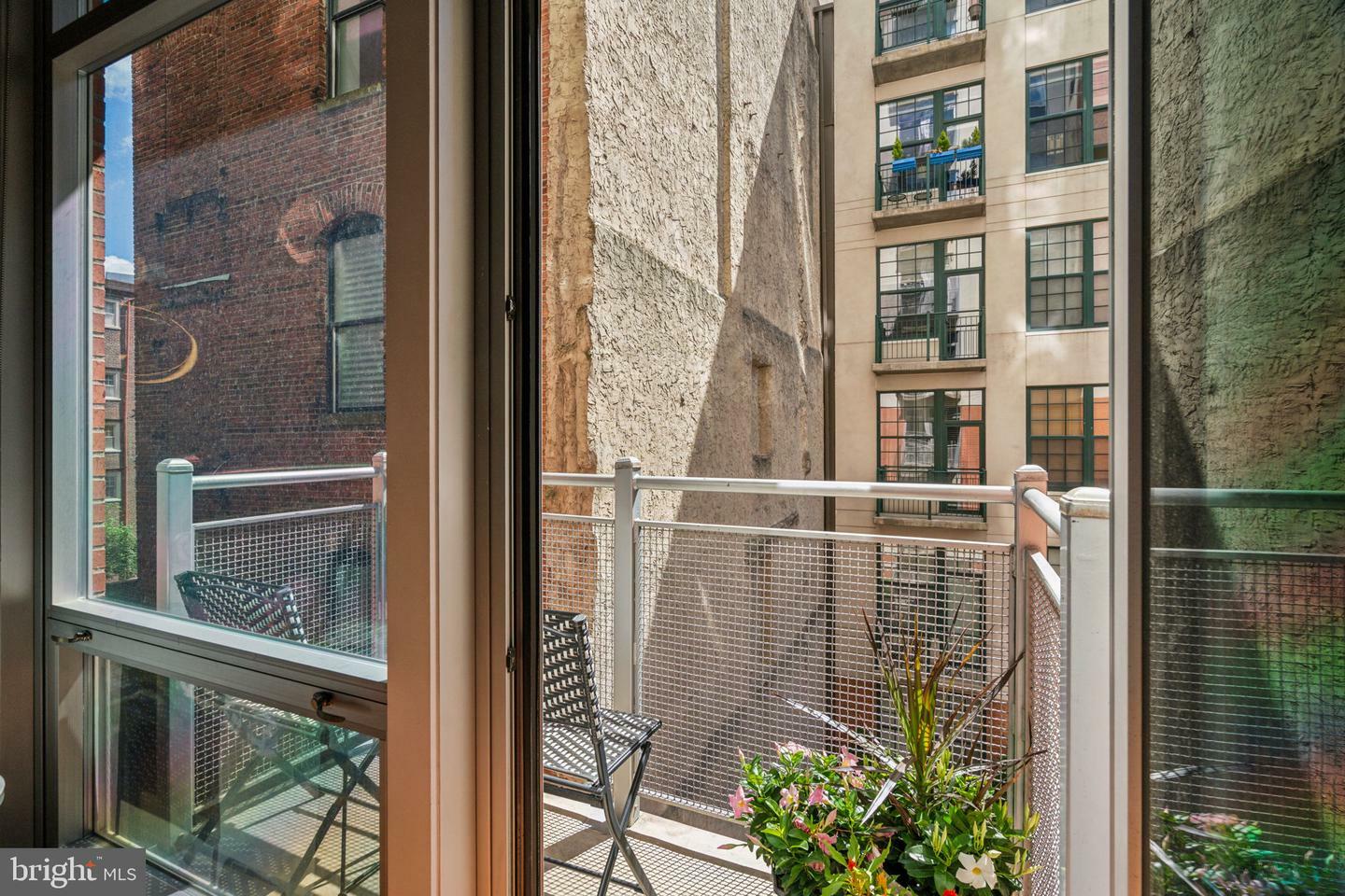 Property Photo: 113 N Bread Street 3B3 PA 19106