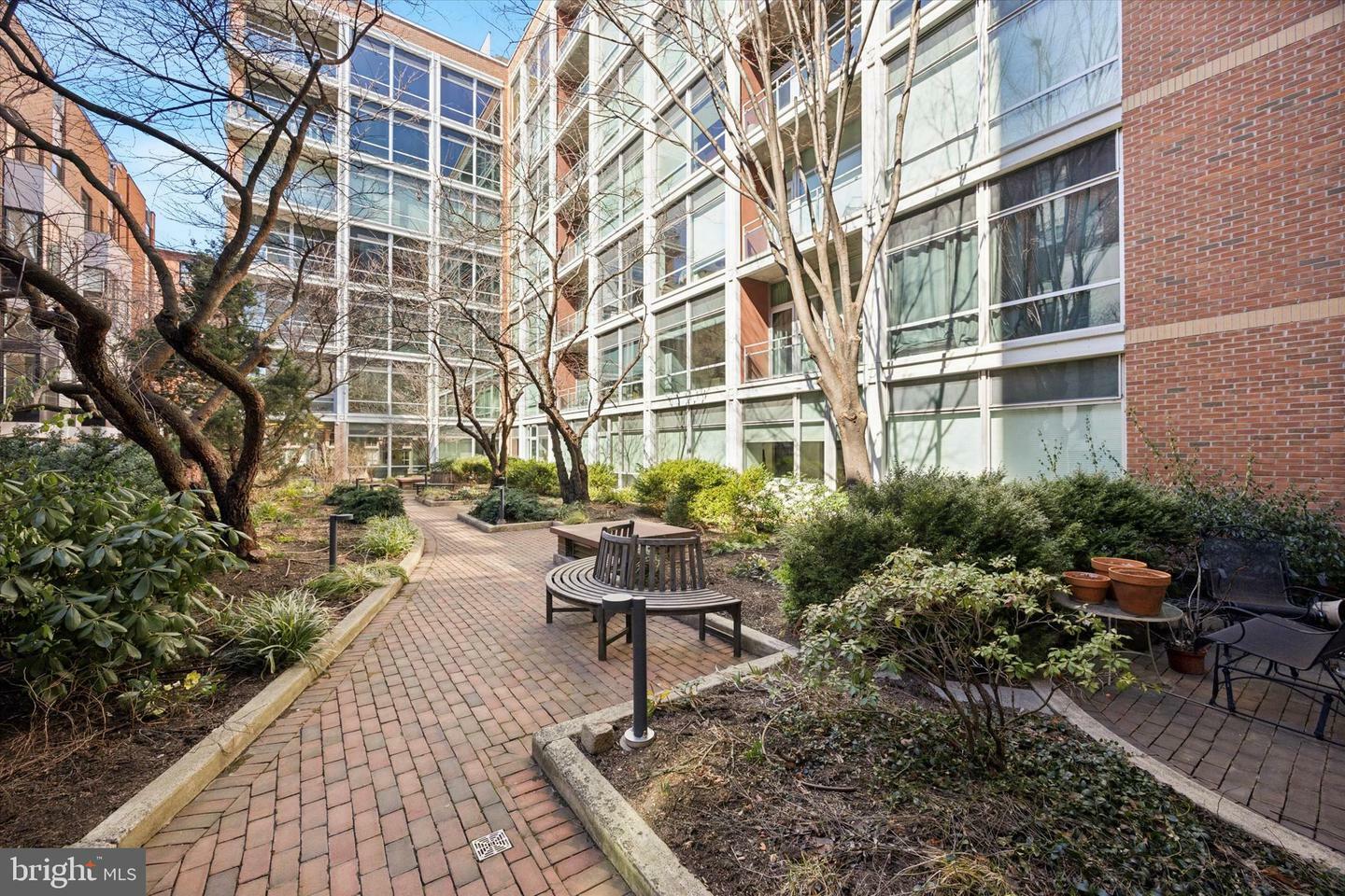 Property Photo: 22 S Front Street 602 PA 19106