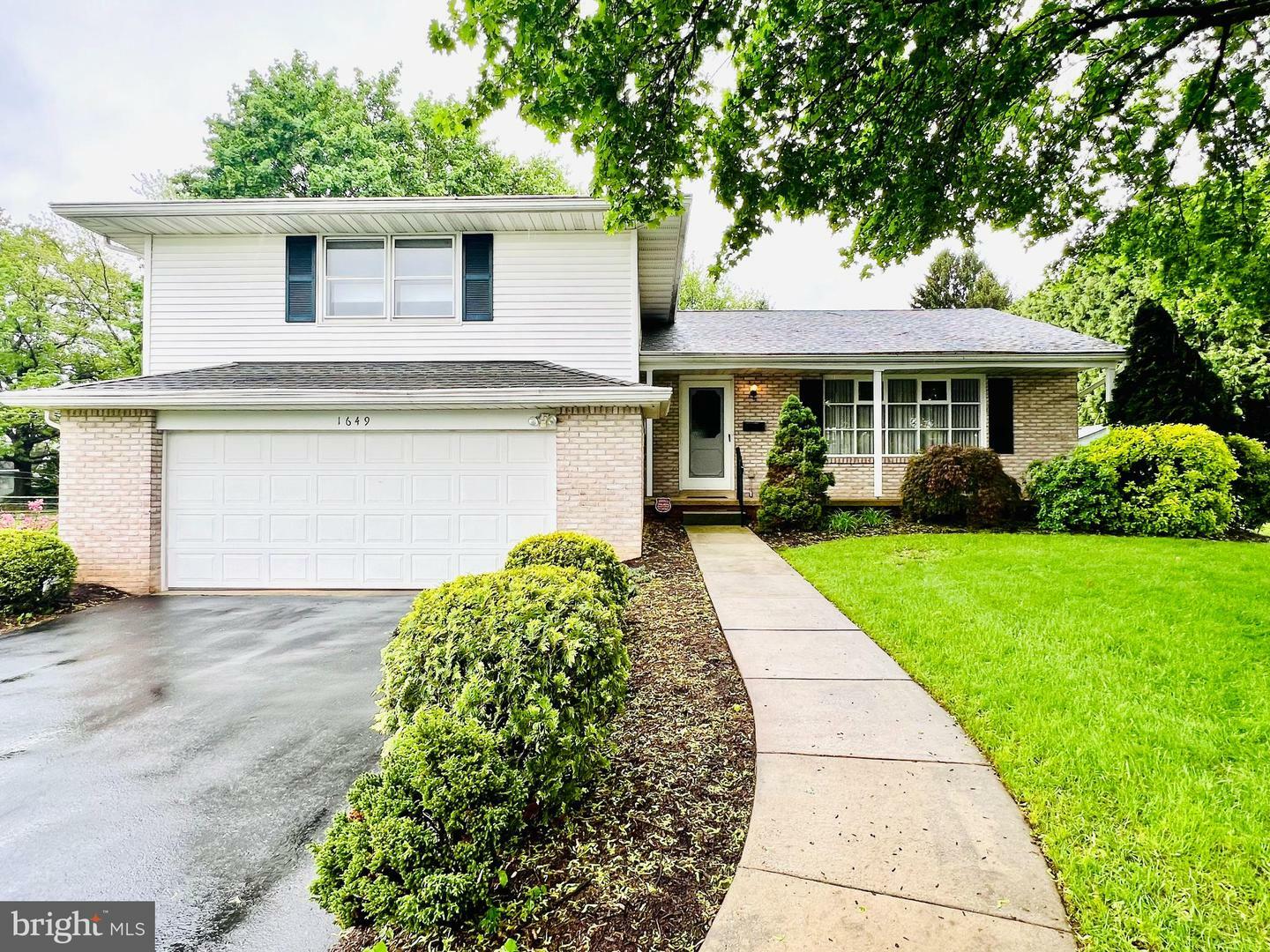 Property Photo: 1649 Sherwood Road PA 19610
