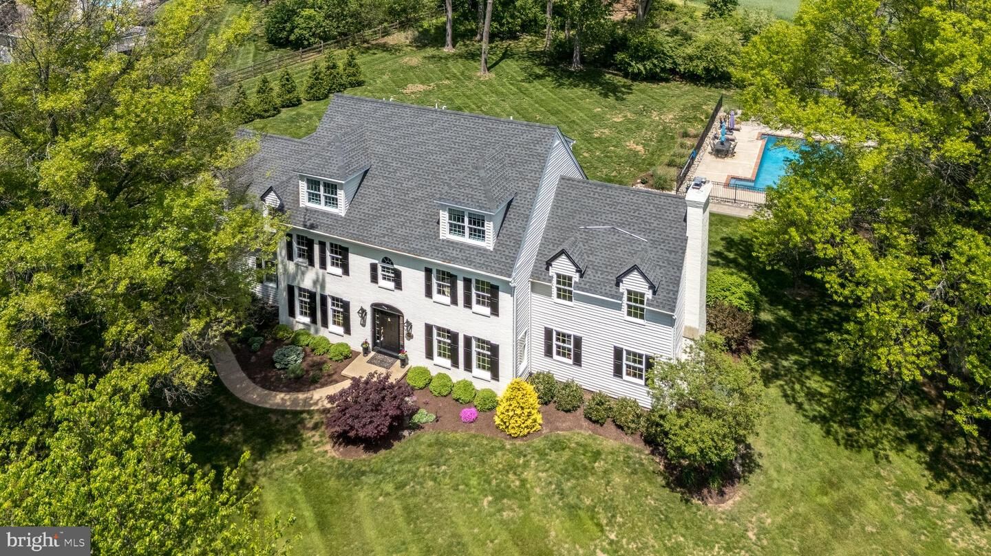 Property Photo: 4976 Gloucester Drive PA 18902