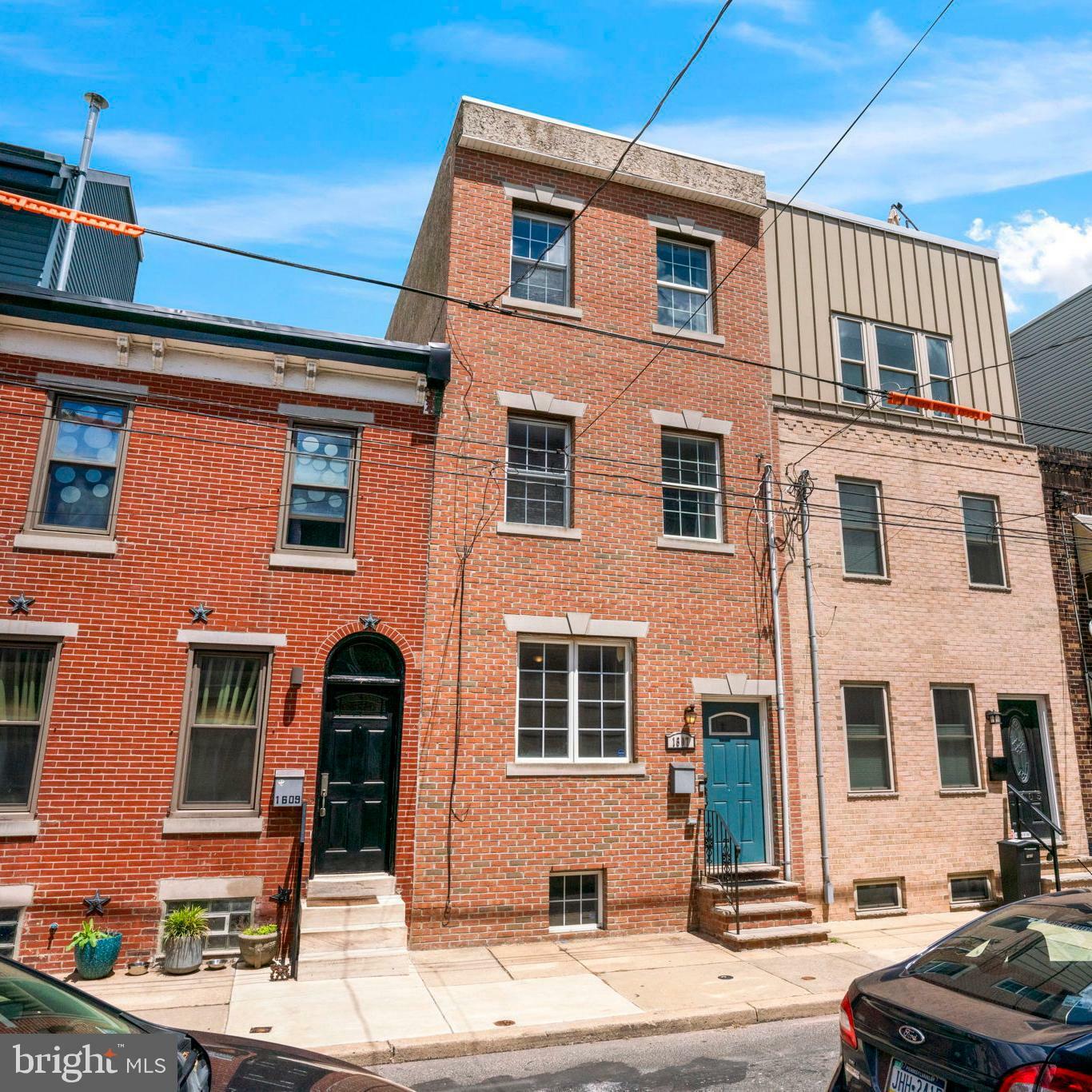 1607 Manton Street  Philadelphia PA 19146 photo