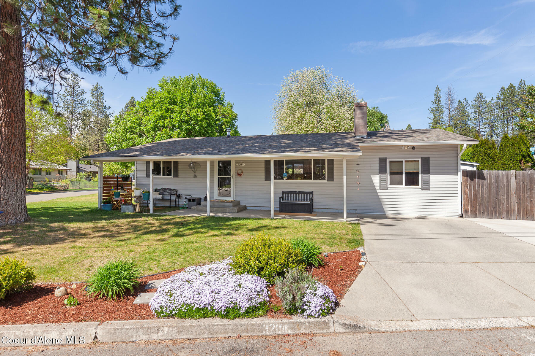 Property Photo: 3204 N 8th St ID 83815