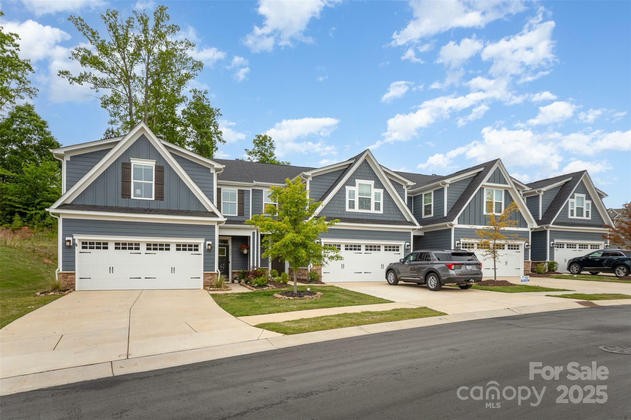 Property Photo: 980 Prince Garrett Way NC 28037