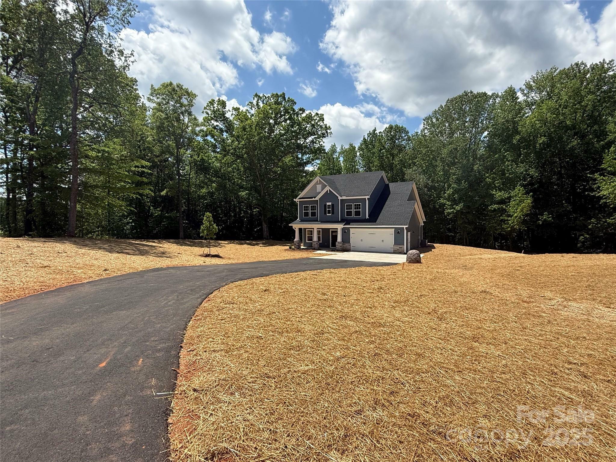 Property Photo: 910 Westminster Drive NC 28677