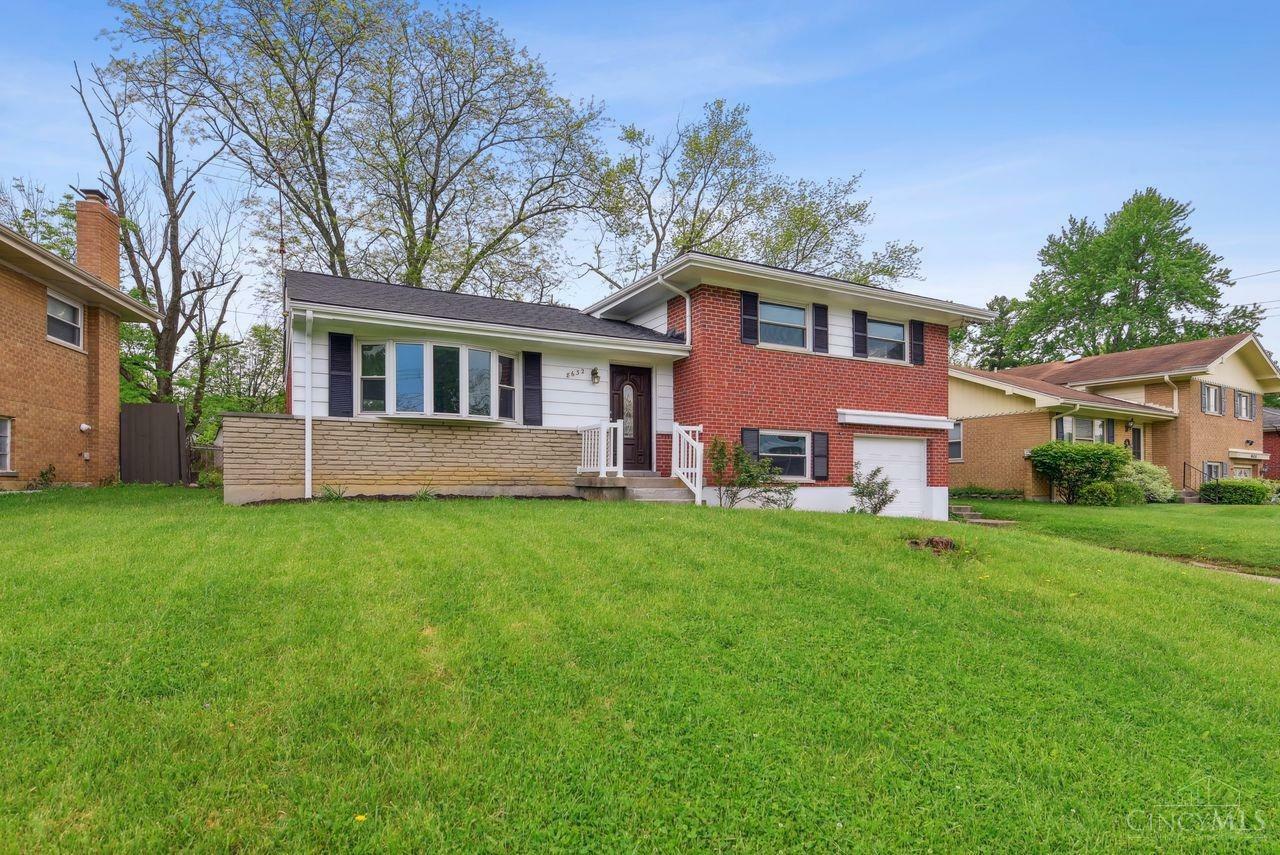 Property Photo: 8632 Pringle Drive OH 45231