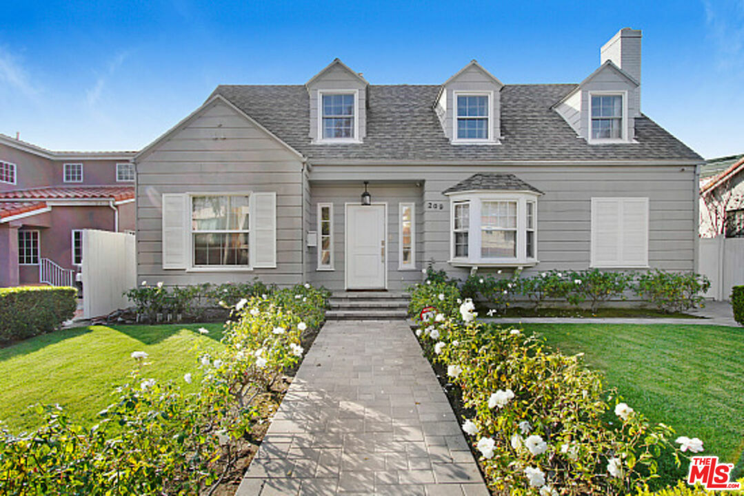 Property Photo: 209 S Willaman Dr CA 90211