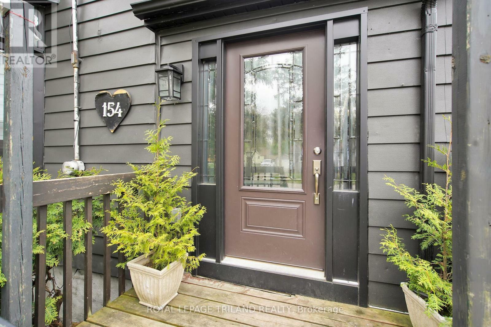 Property Photo: 154 John Street ON N0L 2P0