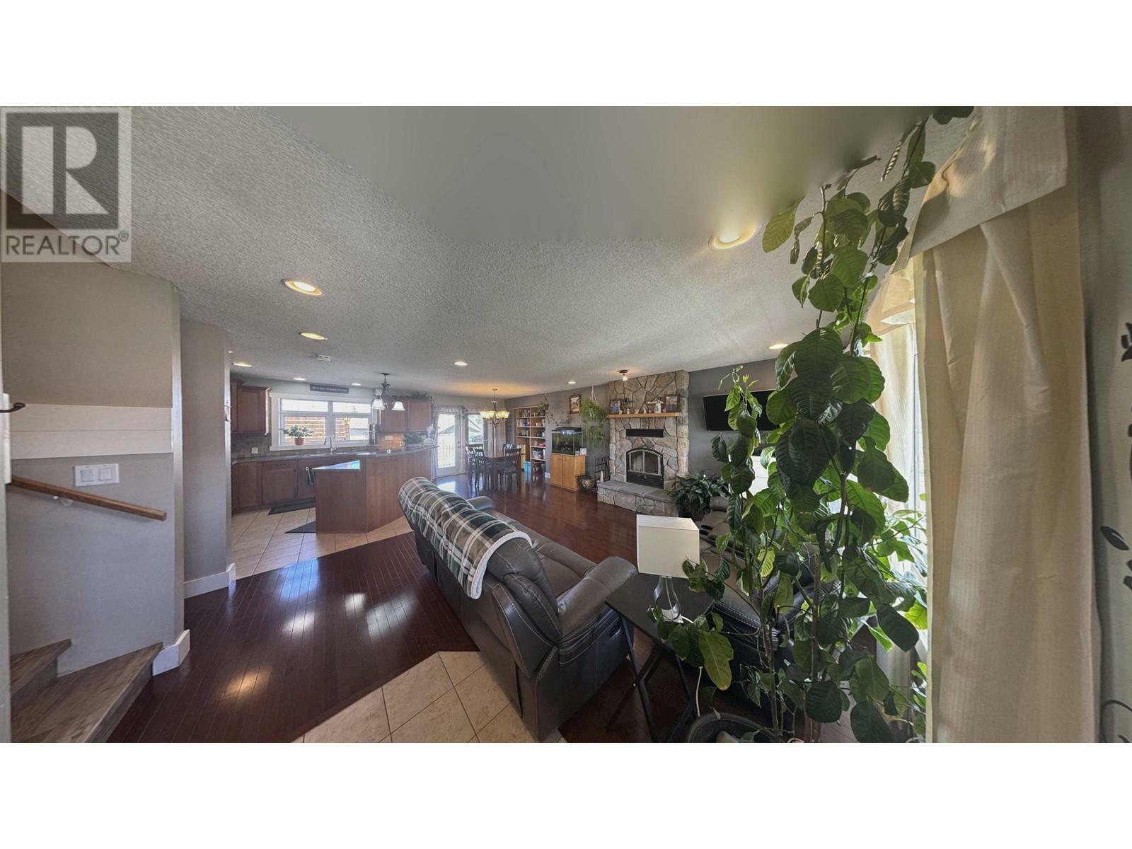 Property Photo: 8720 114 Avenue BC V1J 0C3