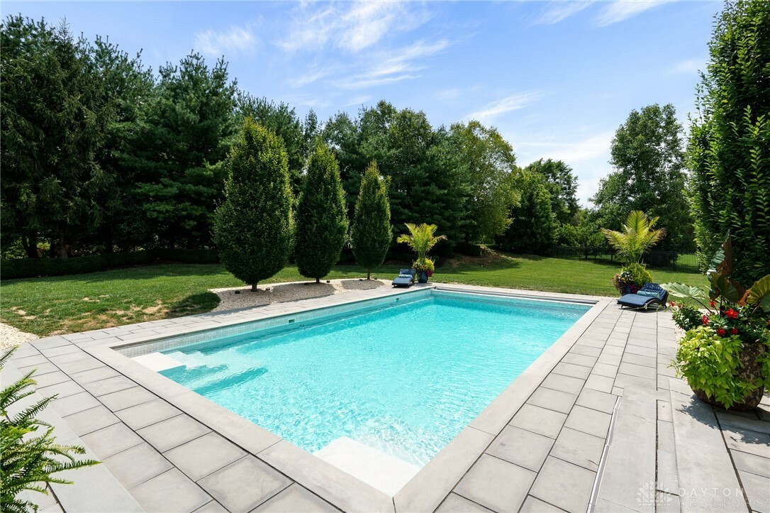 Property Photo: 107 Loganwood Court OH 45066