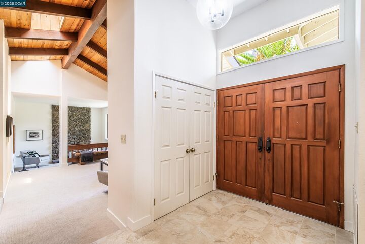 Property Photo:  220 Devonshire Ct  CA 94523 