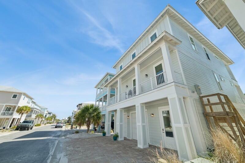 Property Photo: 1478 Seaside Circle FL 32566
