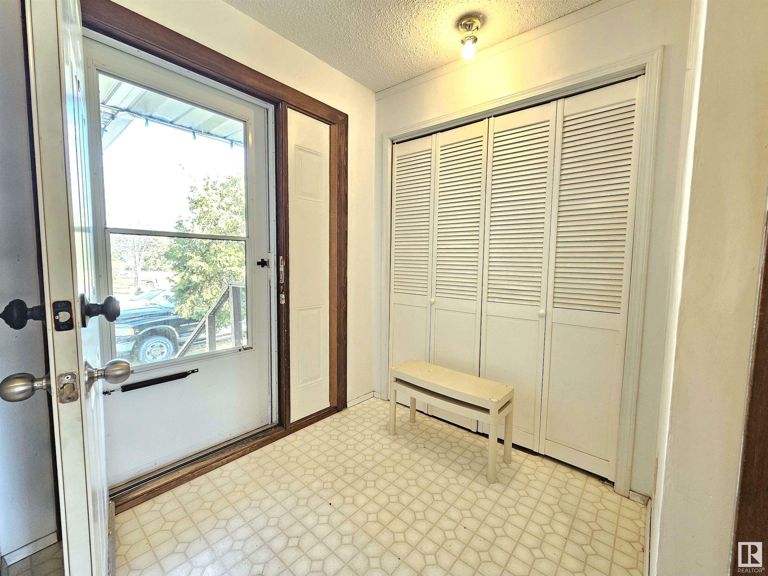 Property Photo: 53310 Rge Road 275 312 AB T7X 3V8