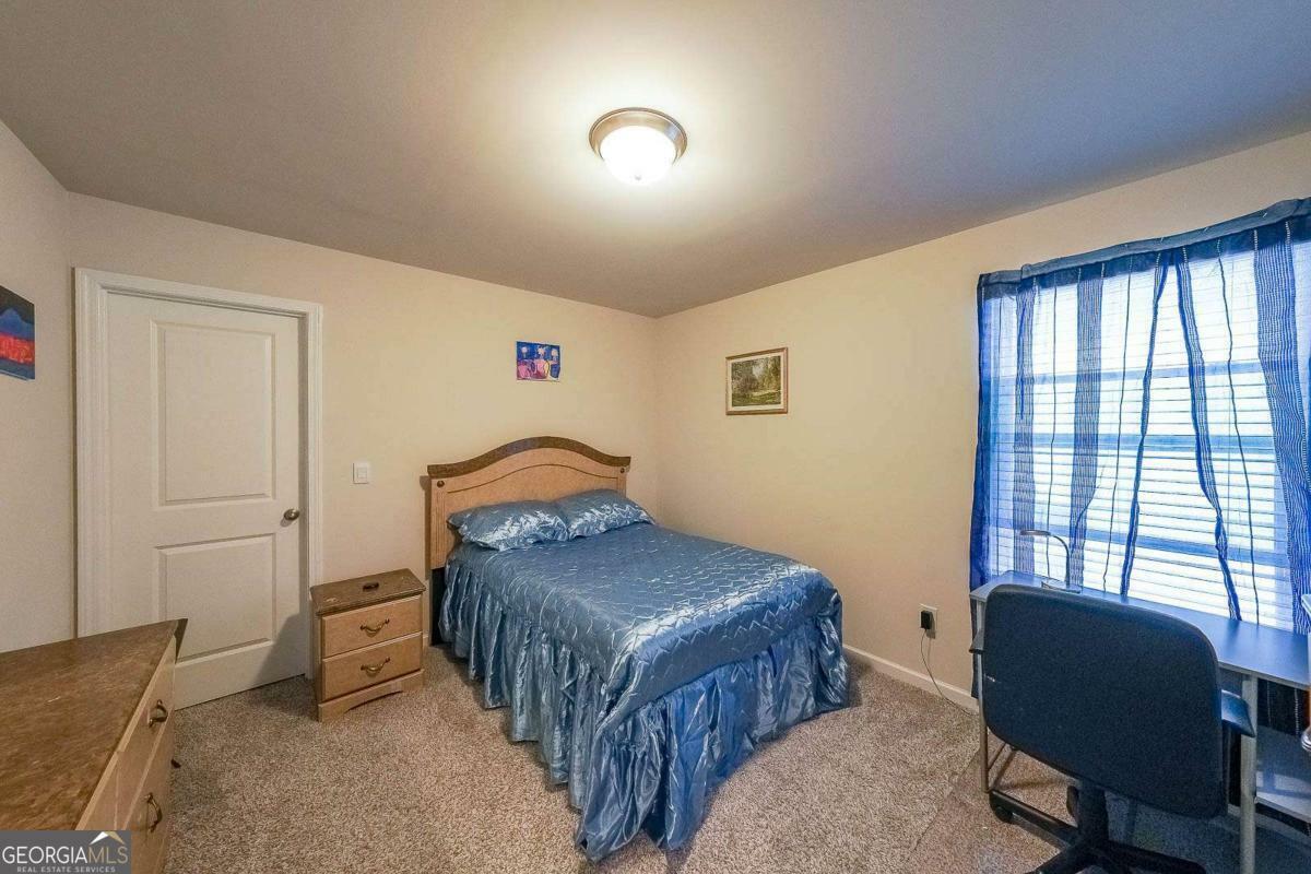 Property Photo: 5958 Green Ash Court GA 30517
