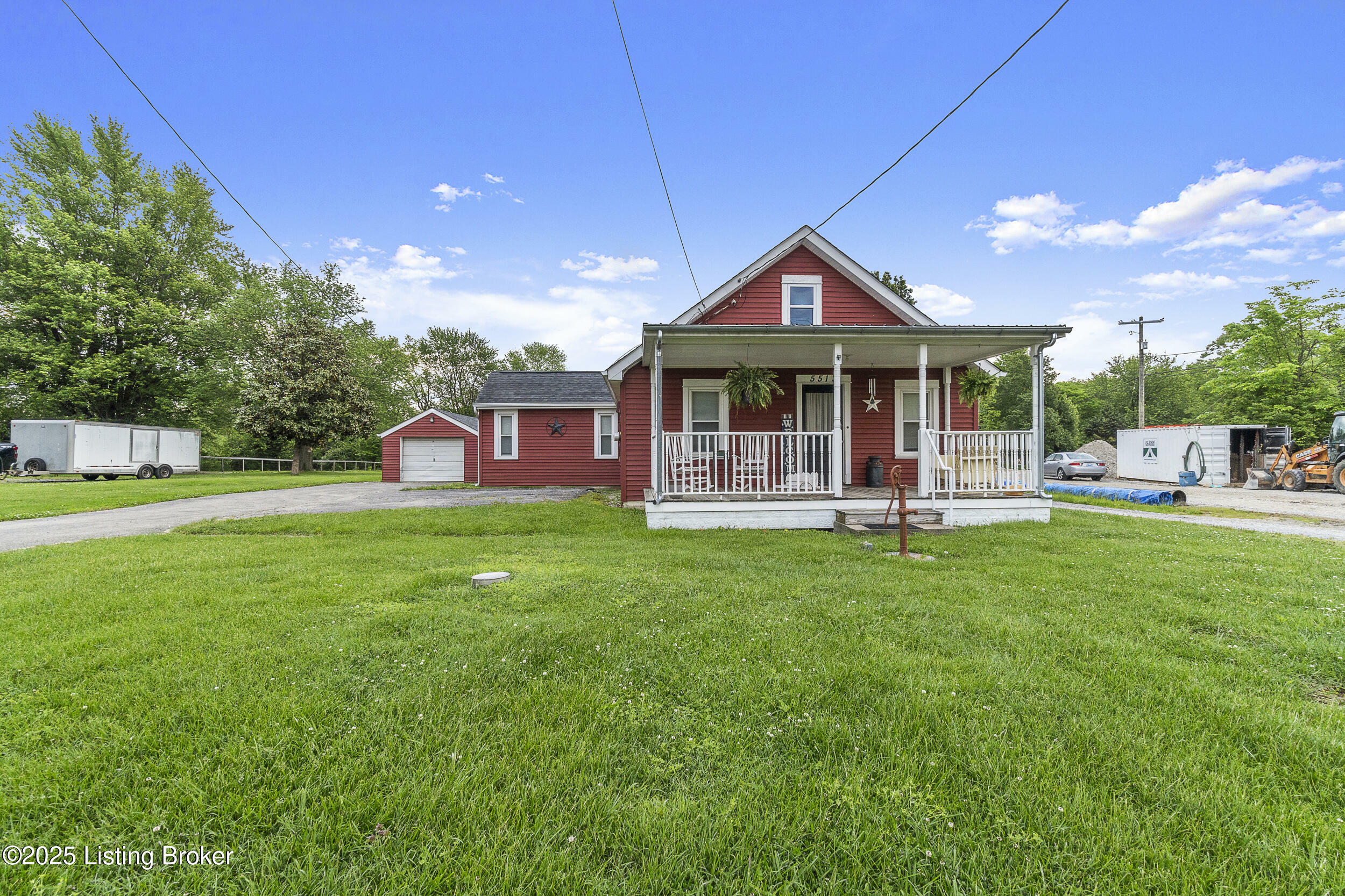 Property Photo: 5513 Billtown Rd KY 40299