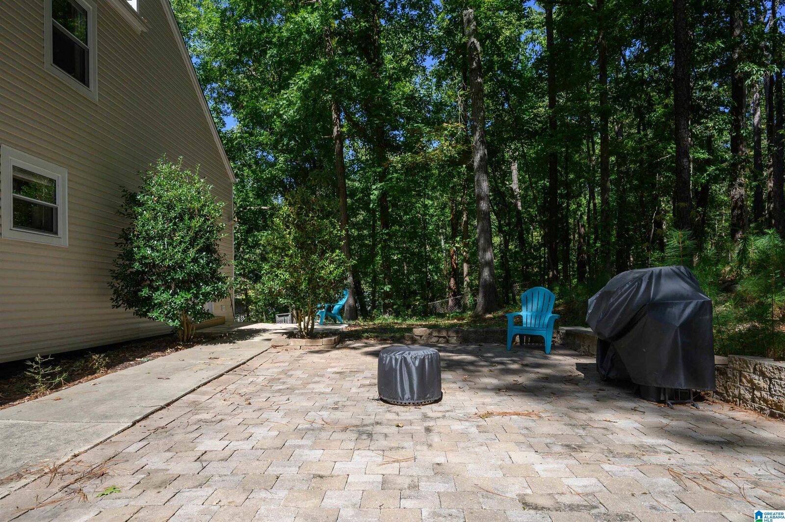 Property Photo:  3025 Panaridge Circle  AL 35216 