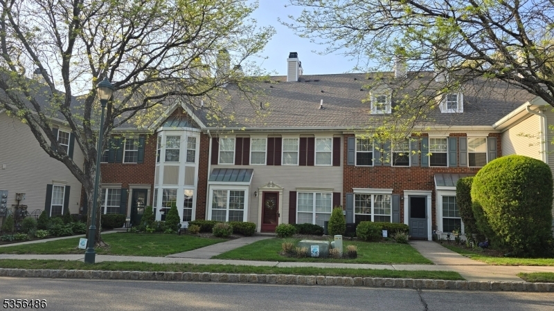 Property Photo: 1047 Cumberland Ct NJ 07430