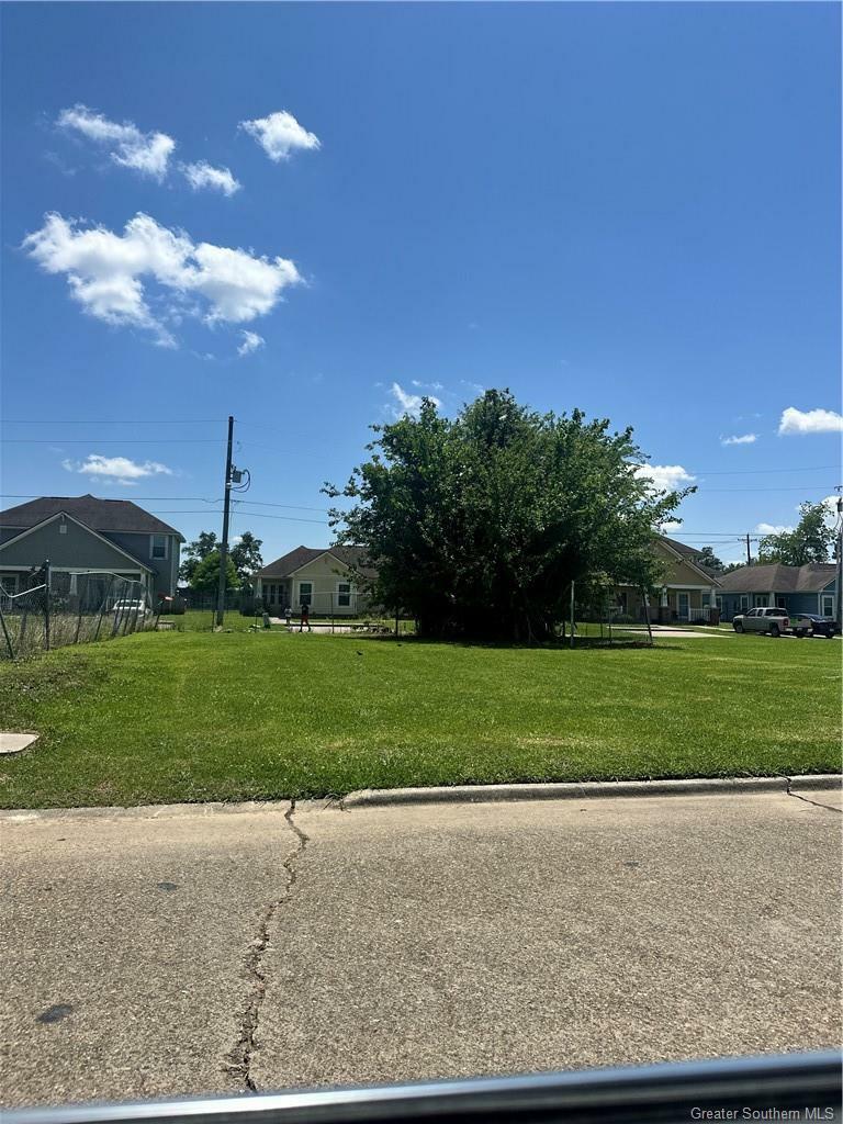 Property Photo: 1910 Evans Street LA 70601
