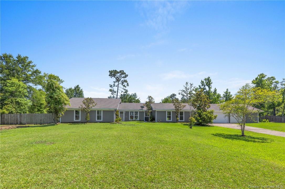 Property Photo: 441 Rolling Hill Drive LA 70611