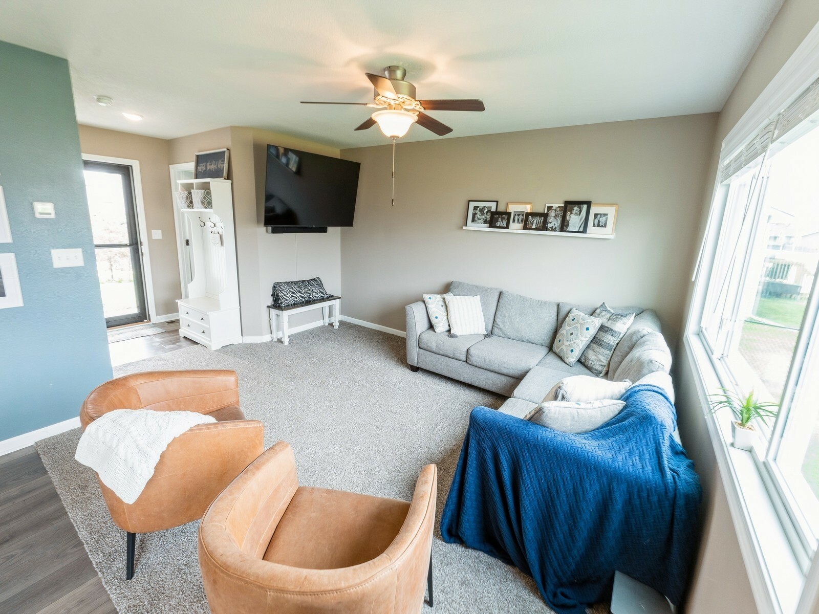 Property Photo:  117 NE Monroe Avenue  IA 50073 