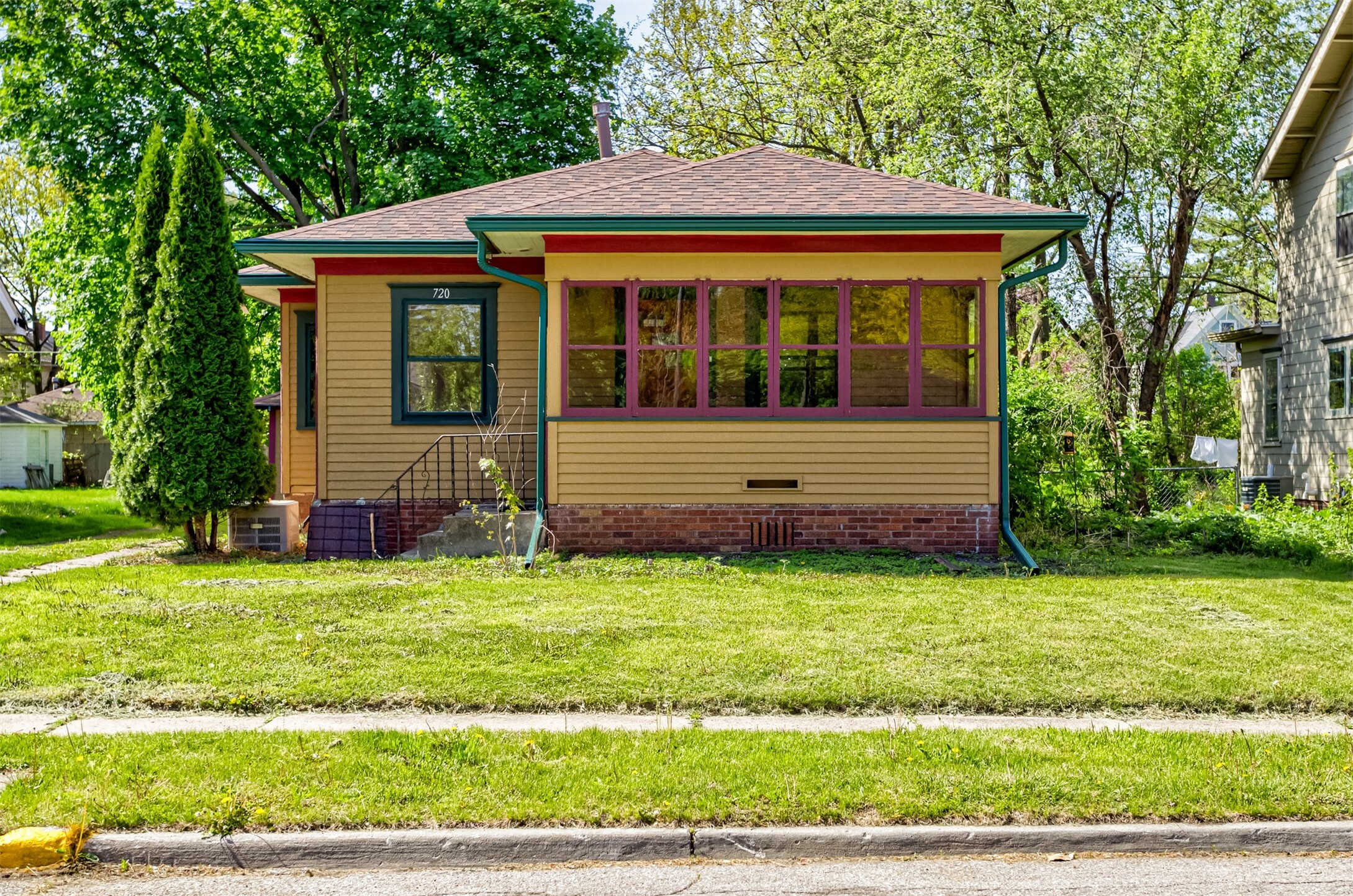 Property Photo: 720 10th Street IA 50010