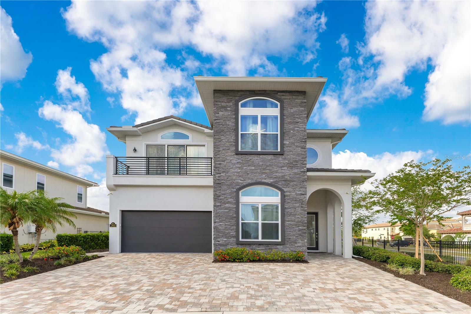 Property Photo: 7905 Jacks Club Drive FL 34747