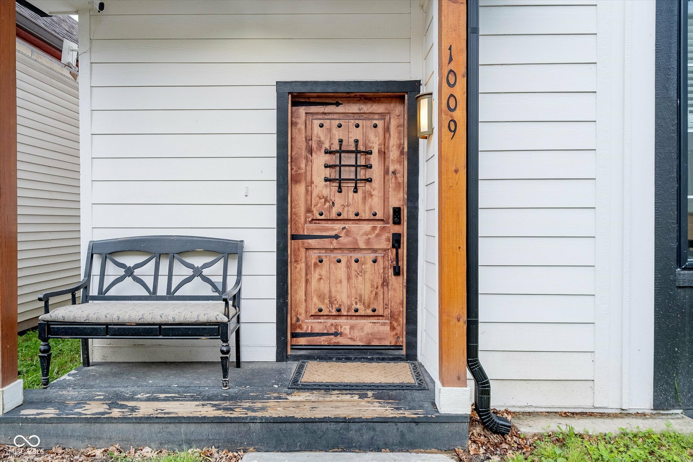 Property Photo: 1009 Harrison Street IN 46202