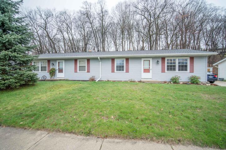506 Bender Rd 508  West Bend WI 53090 photo