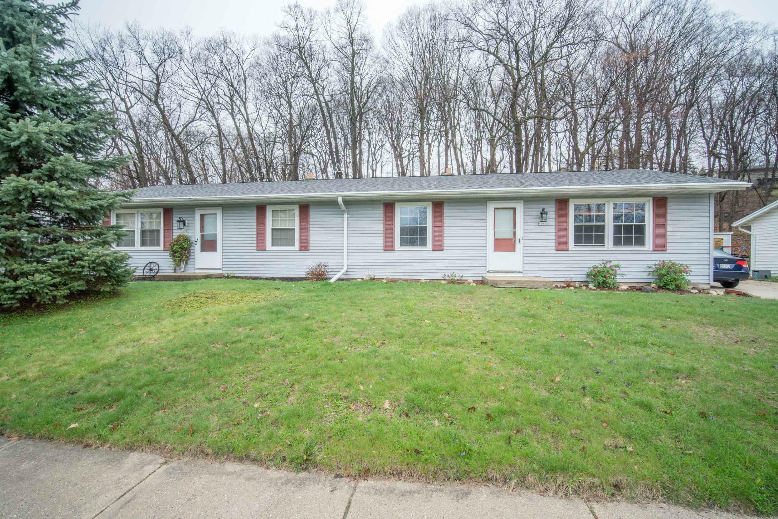 Property Photo: 506-8 Bender Rd WI 53090