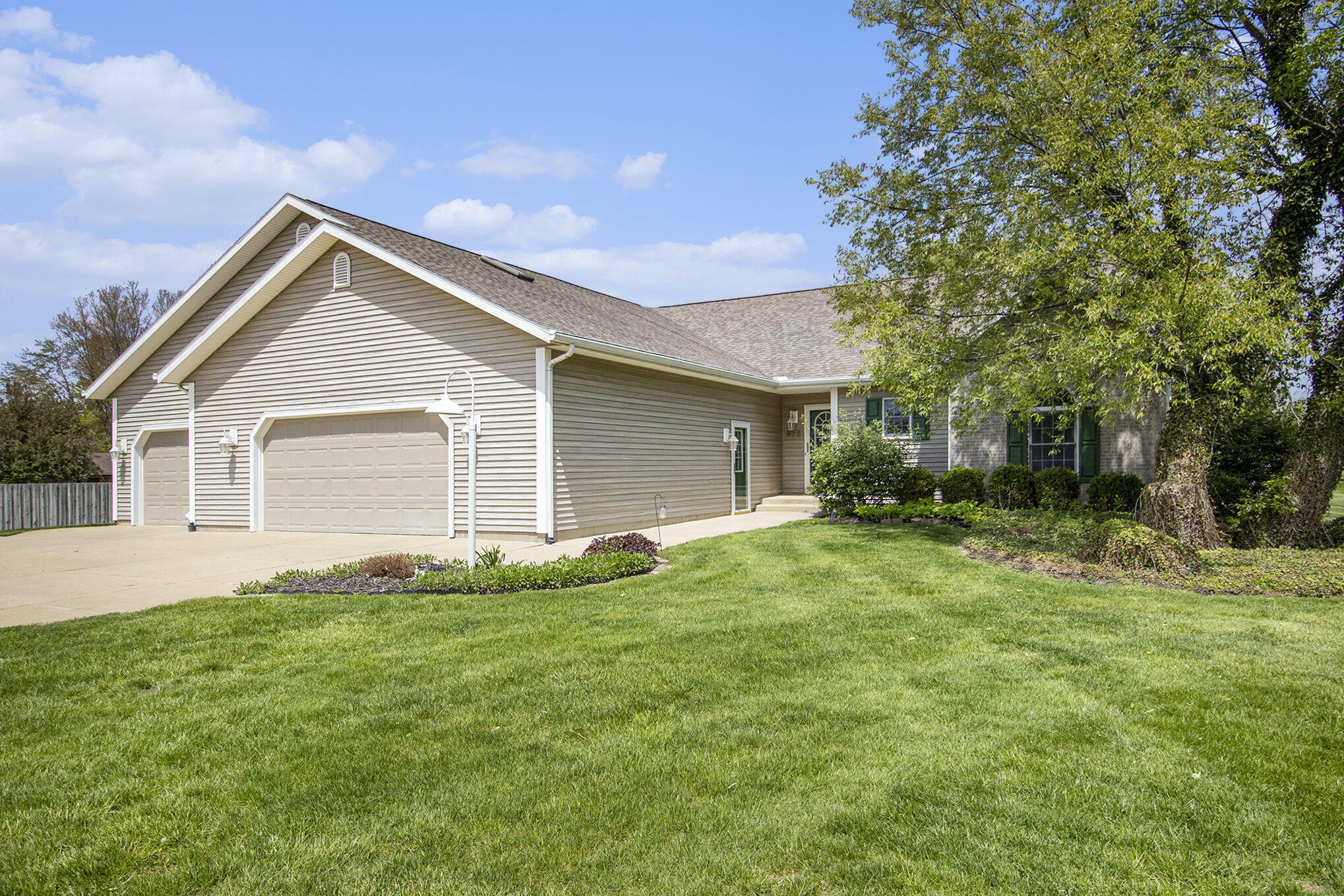 Property Photo: 575 Invicta Drive MI 49120