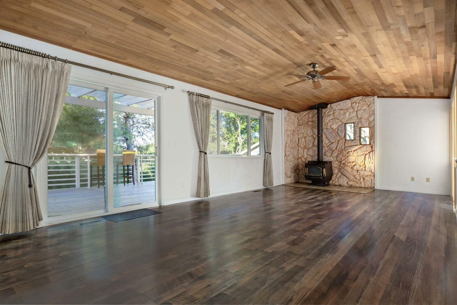 Property Photo: 20029 Echo Blue Drive CA 95946