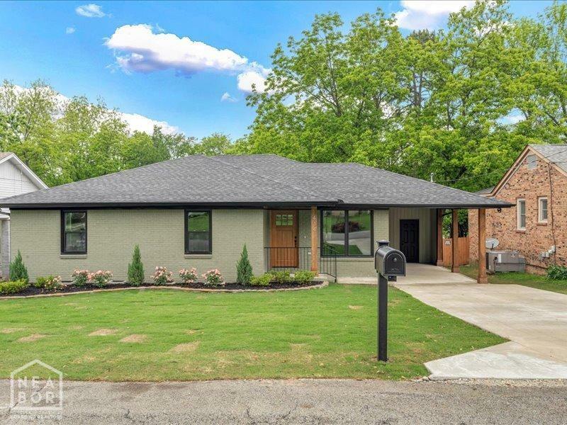 Property Photo: 414 Campus Street AR 72401